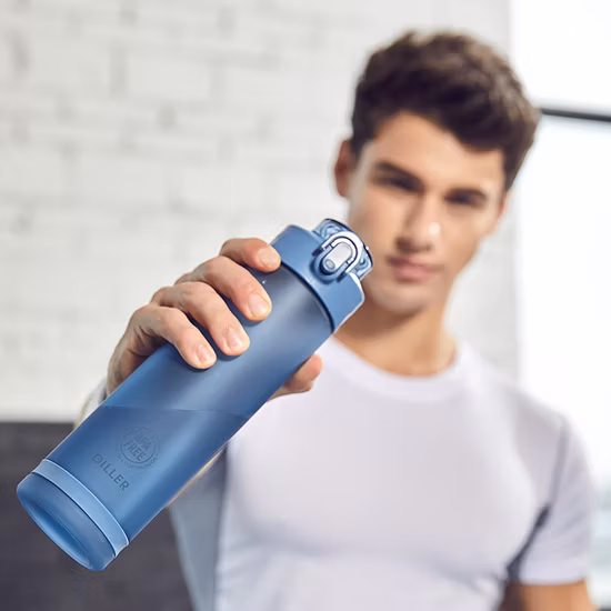 Garrafa de água esportiva Tritan de plástico com logotipo personalizado com canudo
